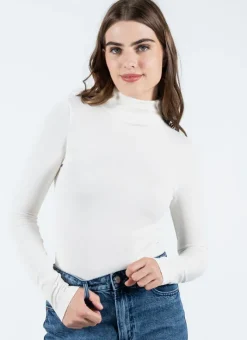 Bamboo Short Turtleneck in Ivory