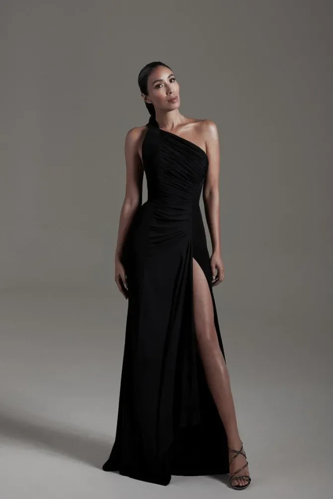 Cabello Gown