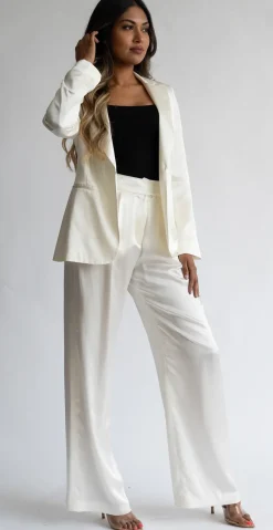 Freda’s Silk Jacket in Ivory