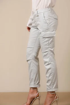 Judy Arch cargo in light wash – SZ 2